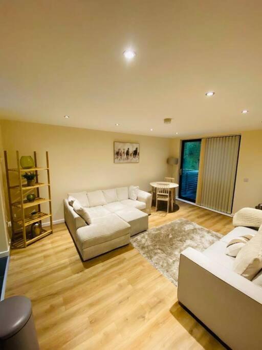 Liverpool City Centre Modern Apartment Fits 6 People מראה חיצוני תמונה