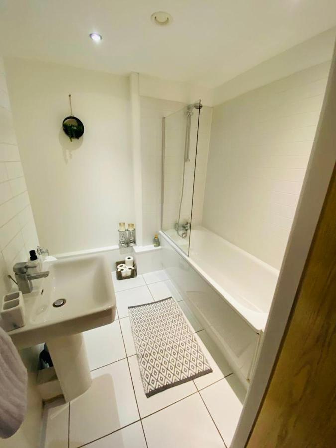 Liverpool City Centre Modern Apartment Fits 6 People מראה חיצוני תמונה
